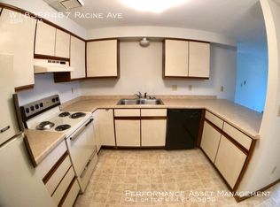 W183S8487 Racine Ave, Muskego, WI 53150
