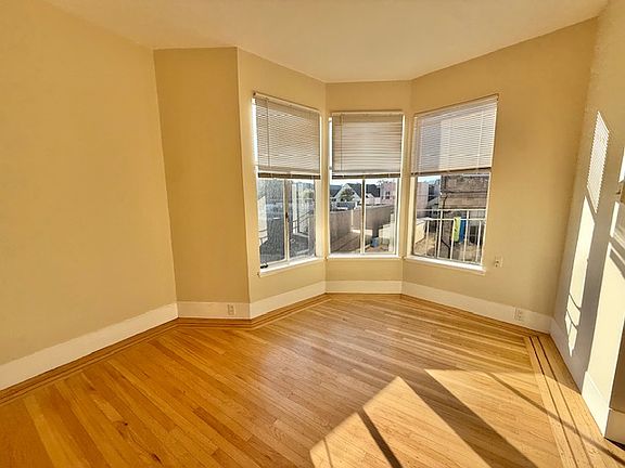 4th image of 53 Leese St