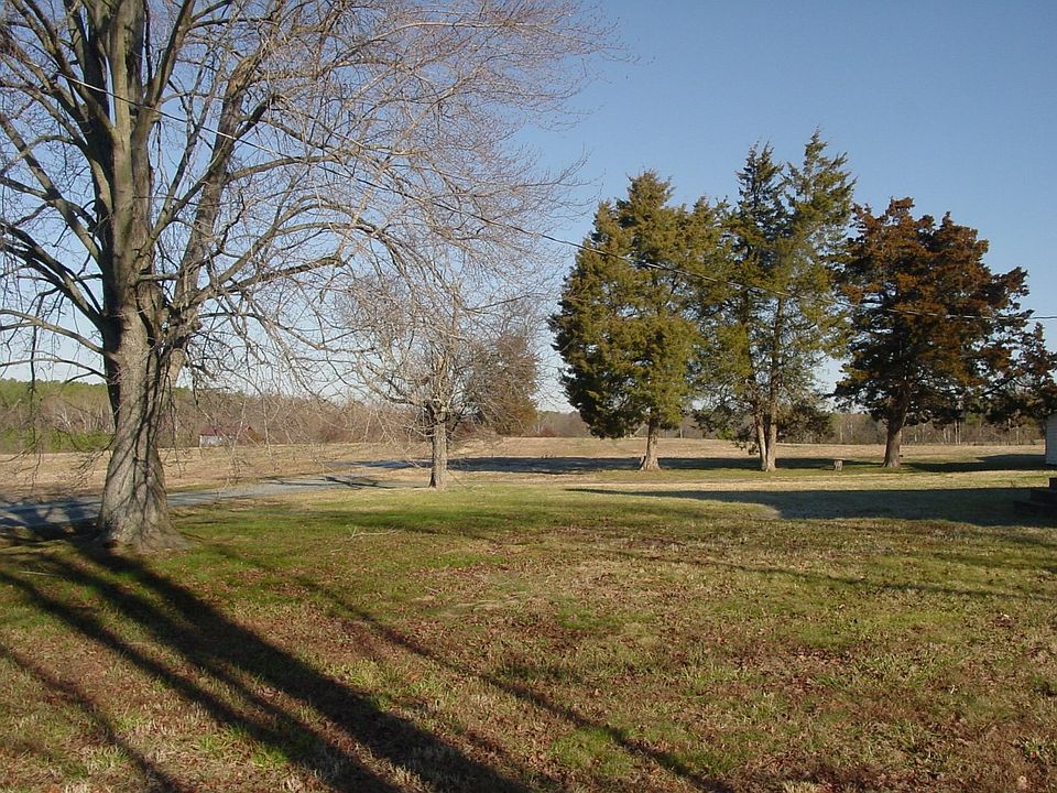 For Rent: 12354 W. Broad Street, Henrico, Virginia 23233