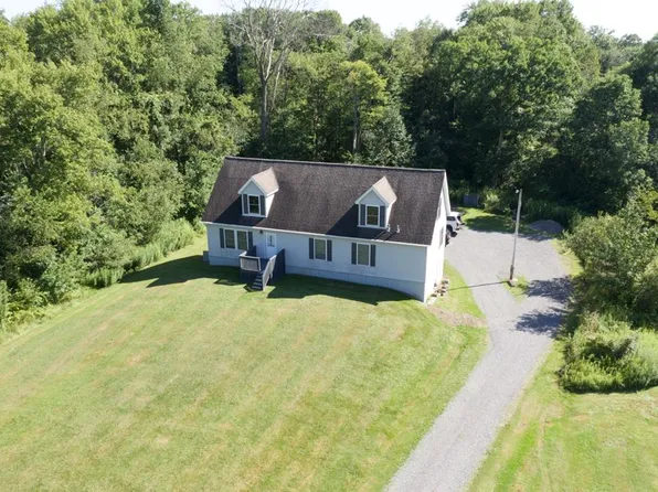 5910 Us Highway 322, Franklin, PA 16323