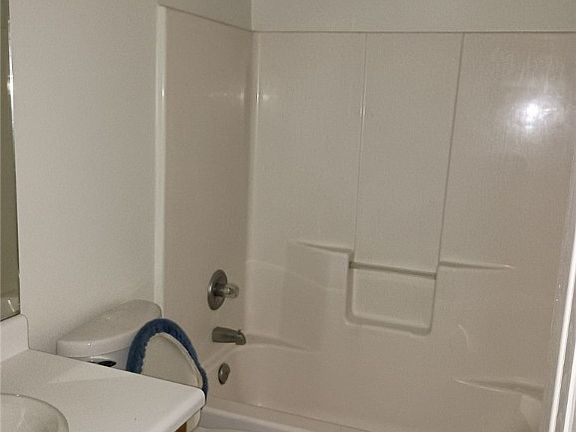 3rd image of 2804 39th Ct