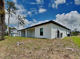 2432 Quentin Ave S, Lehigh Acres, FL 33973