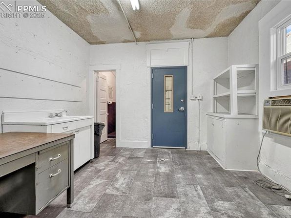 denver-colorado-444454095 picture