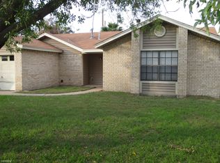 2609 Allen Ridge Dr, Bryan, TX 77802
