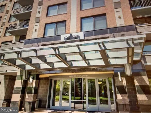 2451 Midtown Ave APT 819, Alexandria, VA 22302