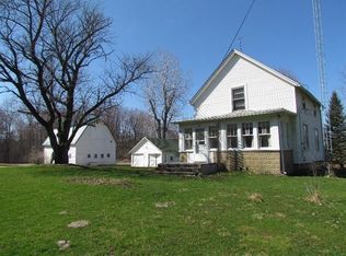561 E Northfield Church Rd, Whitmore Lake, MI
