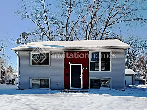 108 S Spruce Ln Photo 1