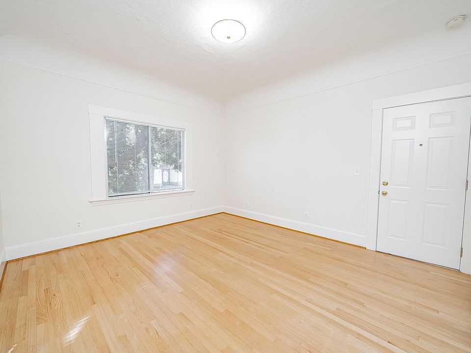 1st image of 5601 Shattuck Ave APT 3