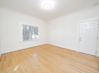 5601 Shattuck Ave APT 3, Oakland, CA 94609