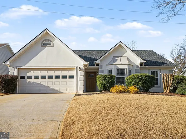 1385 Wheatfield Dr, Lawrenceville, GA 30043