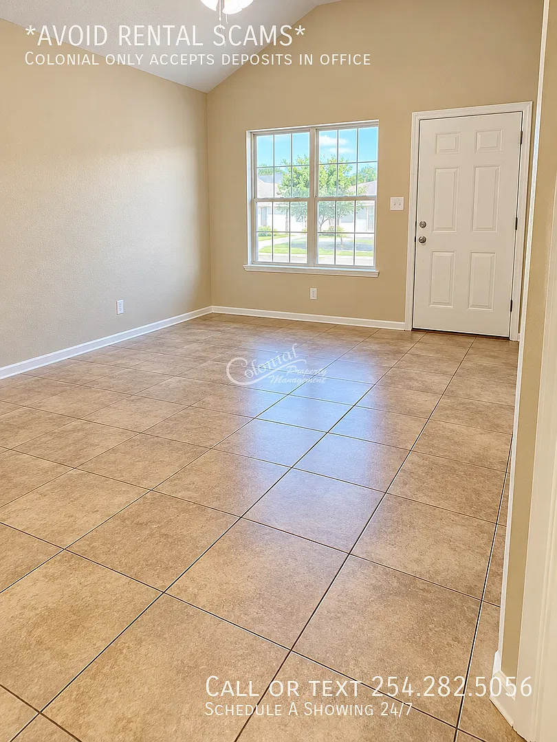3 bed, 2.5 bath, 1282 sqft, $1,295 — Photo 4
