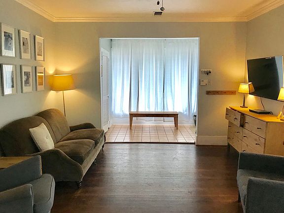 Living room to front entry