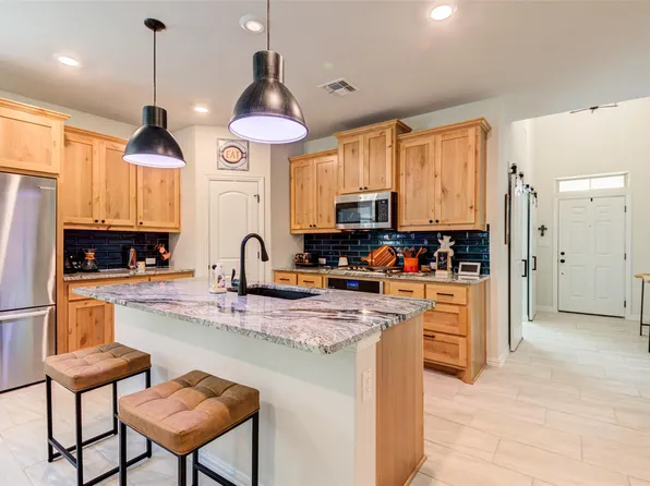 175 Goshen Dr, Dripping Springs, TX 78620