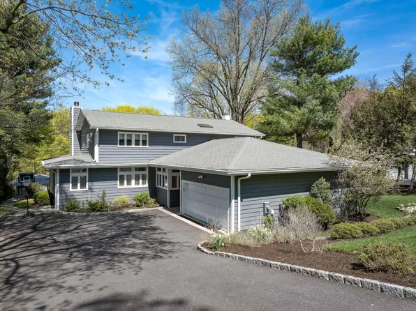 107 Judson Avenue, Dobbs Ferry, NY 10522