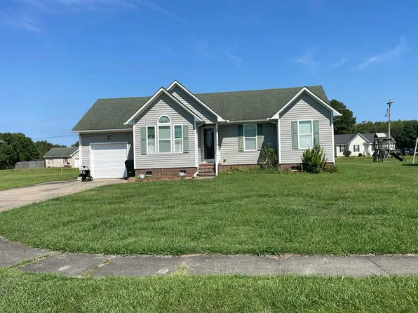 1004 Tanners Ct, Elizabeth City, NC 27909