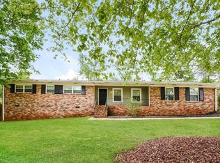 3419 Rainbow Dr, Winston, GA 30187