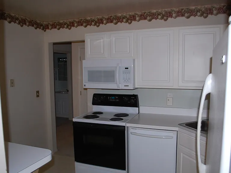 110 Seevue Ct #C — Photo 6