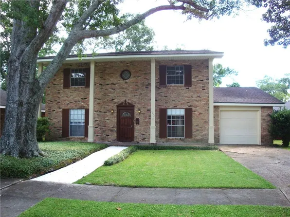 9432 Roslyn Dr, River Ridge, LA 70123