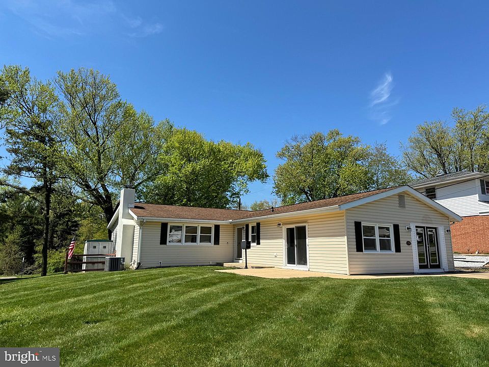 1st image of 176 Rockrose Dr