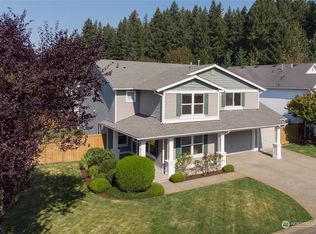 23404 SE 260th Ct, Maple Valley, WA 98038