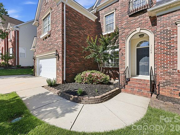 3rd image of 3308 Grandeur Rd