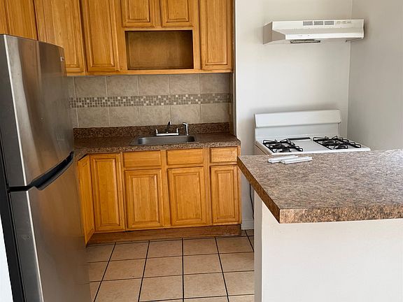 5th image of 765 Westside Ave #2