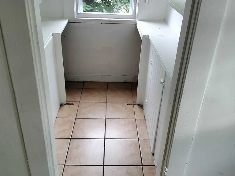 17-19 Windsor St #3 — Photo 5