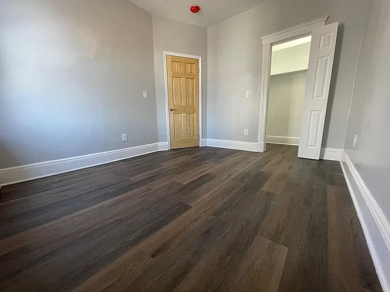 101 Romaine Ave #A — Photo 10