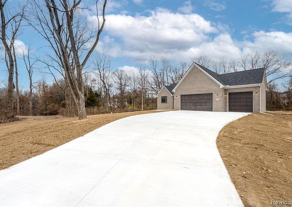 2731 S Duck Lake Rd, Highland, MI 48356 MLS 20221034762 Zillow