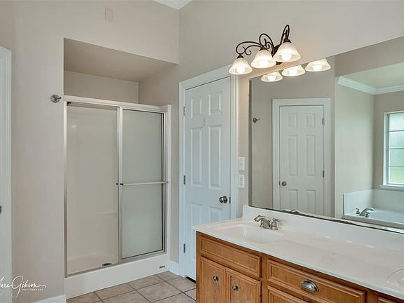 3rd image of 6008 Whitney Dr