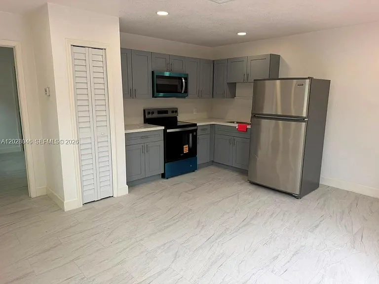 19321 SW 196th St #1 — Photo 1
