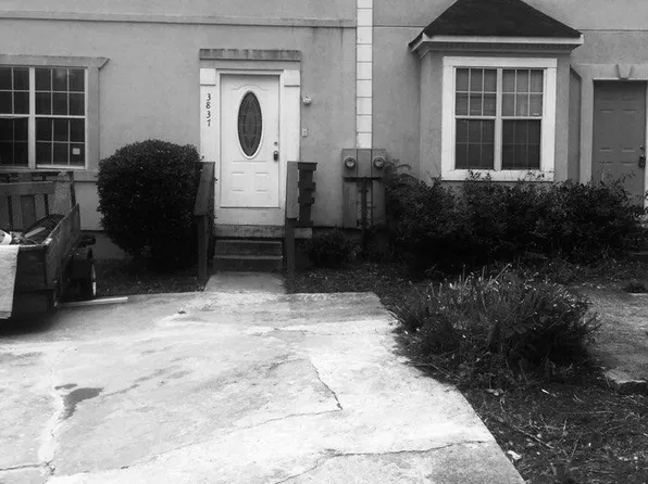 3837 Meadow Creek Dr, Peachtree Corners, GA 30092