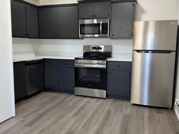 Black Bear Creek, 2040 E Memorial Rd #12, Edmond, OK 73013