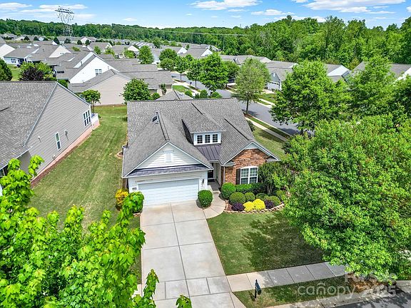 3rd image of 20124 Dovekie Ln