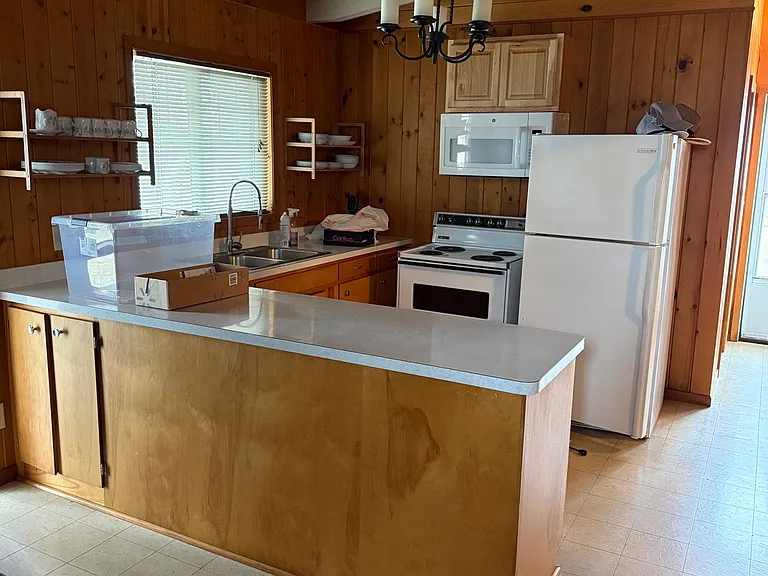 10713 Mitchell Ln — Photo 15