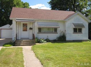 612 Spring St, Washington, IL 61571