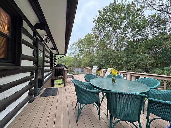 Rear deck