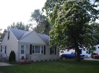 2313 Knoll Dr, Mounds View, MN 55112