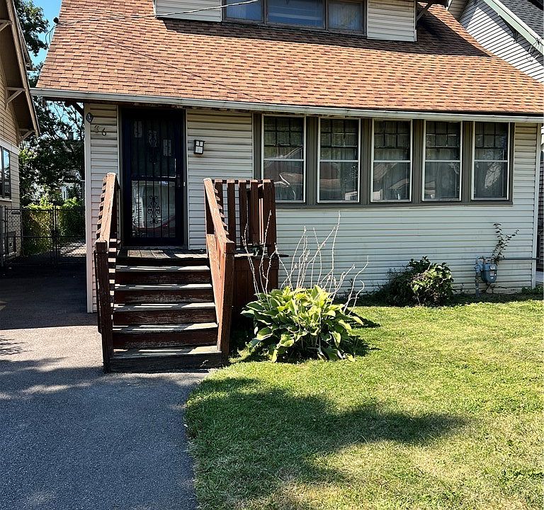 1st image of 86 Comstock Ave