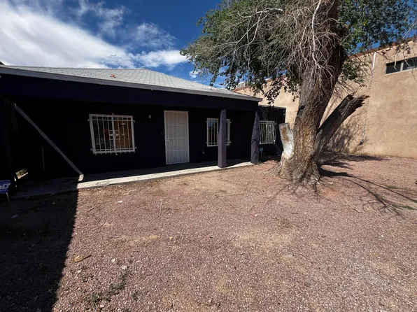 6913 Acoma Rd SE, Albuquerque, NM 87108