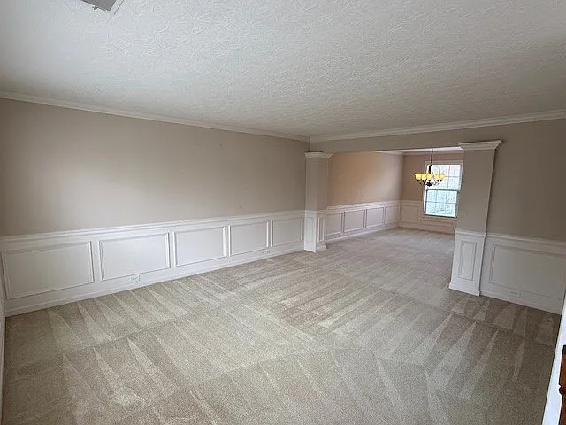 Building Photo - 401 Welsh Park