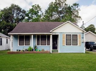 607 Avenue A St, El Campo, TX 77437