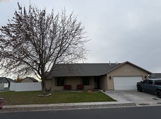 717 W Pheasant Ave, Hermiston, OR 97838