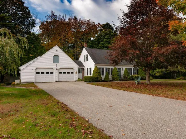 9 Algonquin Drive, York, ME 03902