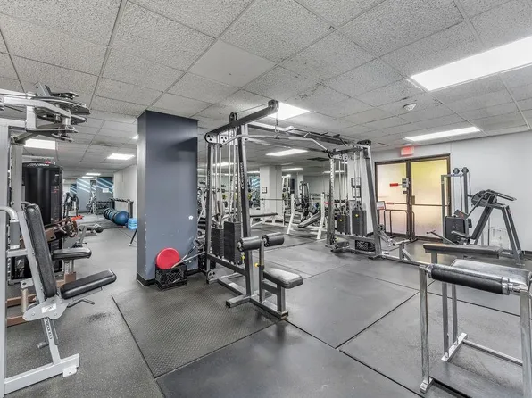 2110 Harmon Cove Tower image 42 of 50