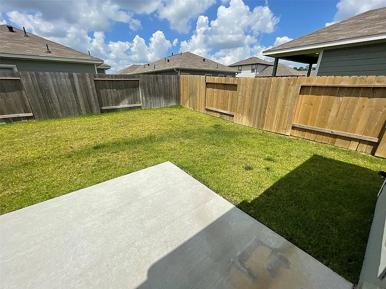25526 Northpark Spruce Dr — Photo 17