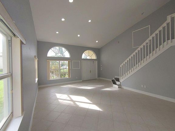 4th image of 4190 Bahia Isle Cir