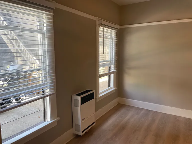 3401 N Mission Rd — Photo 15
