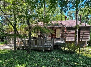 4870 SW Skyline Pkwy, Topeka, KS 66614
