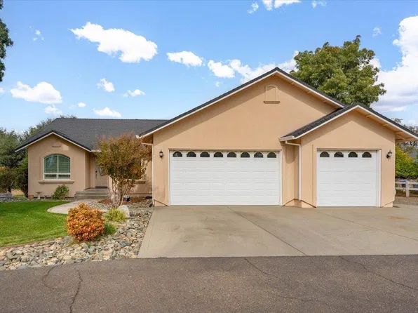 19590 Mira Loma Ct, Red Bluff, CA 96080